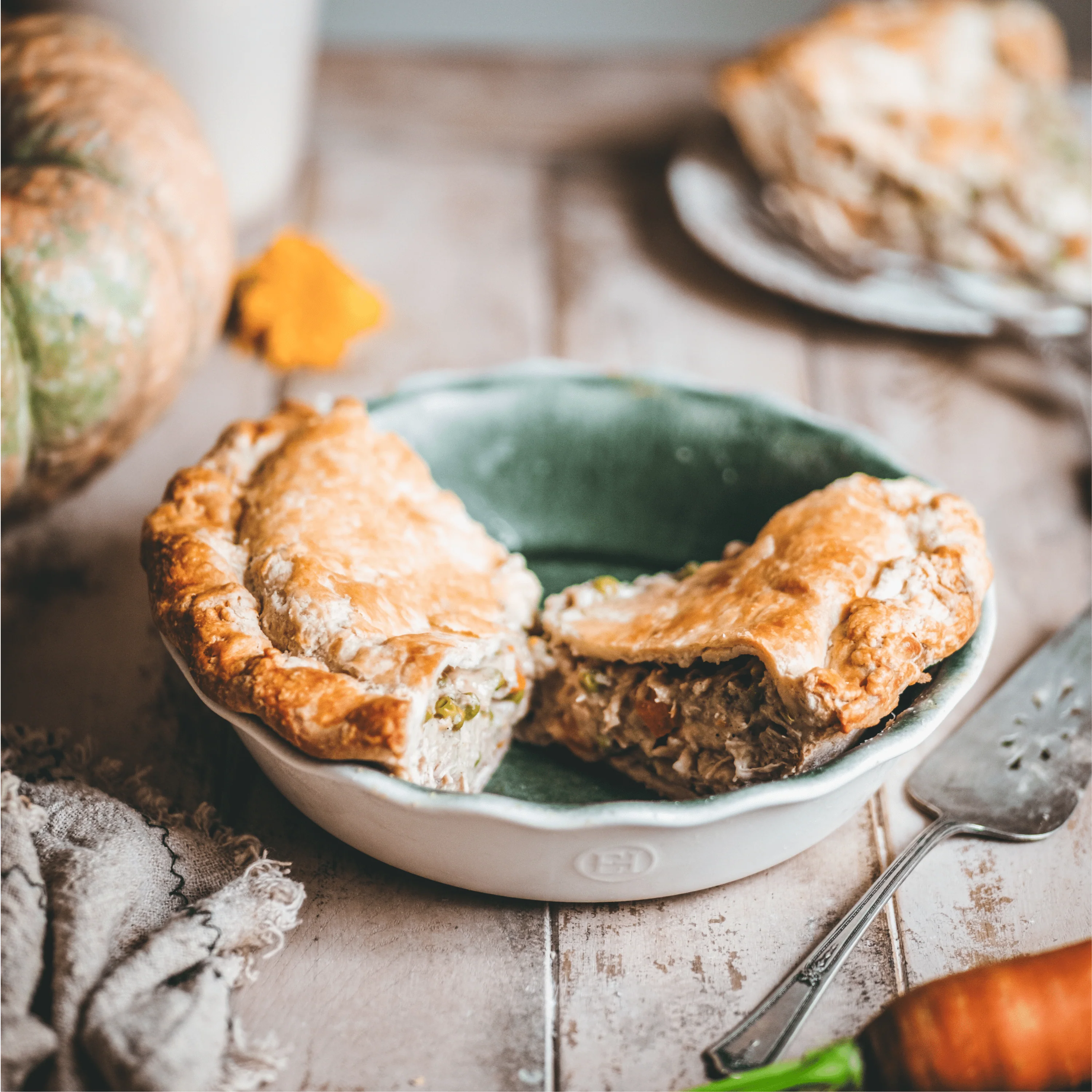 175th Anniversary Pie Dish (Limited Edition) - Image 6