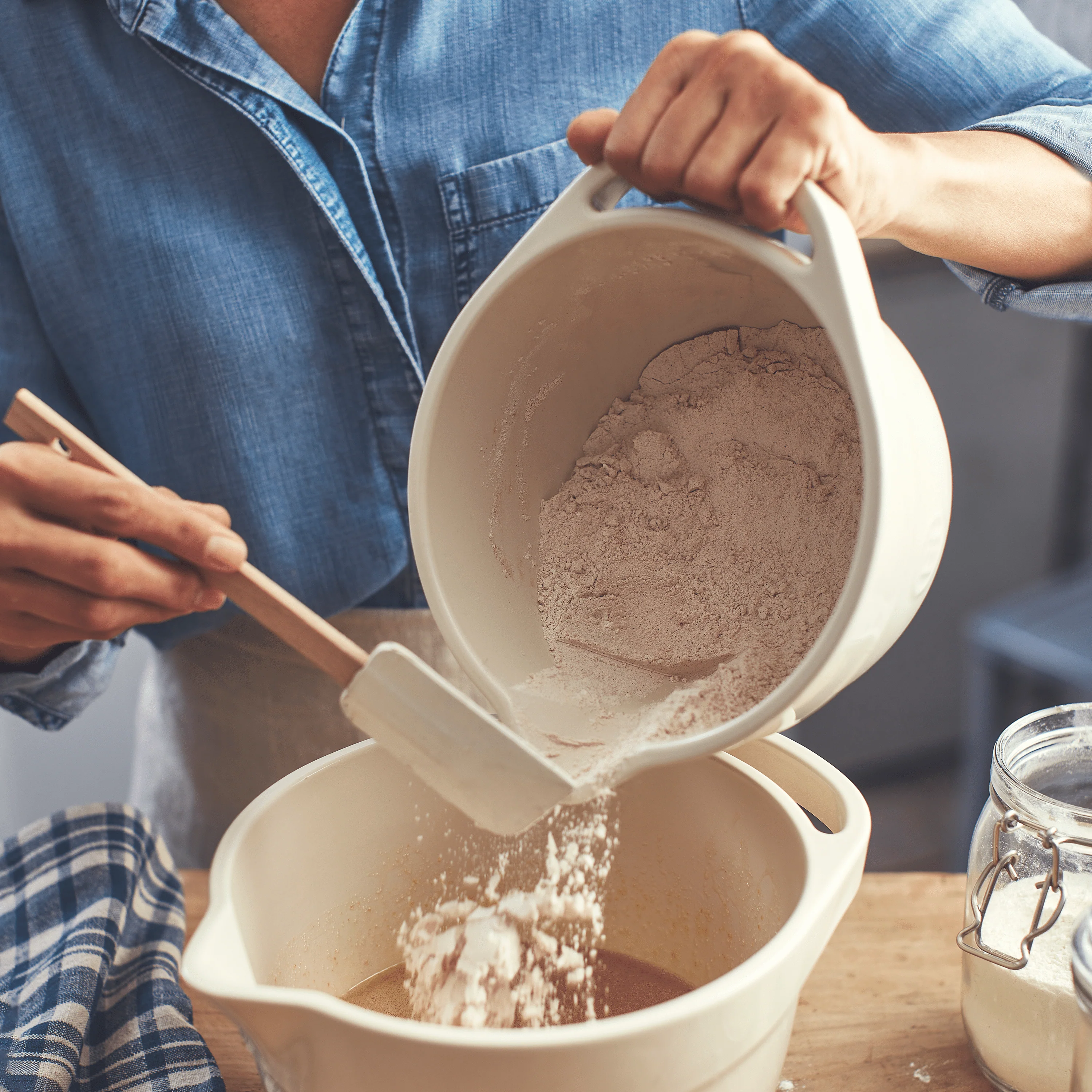 Mixing Bowls - Image 8